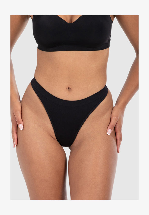 COMFORT STRING NYSA - String - schwarz