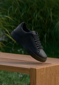 Baskets basses - black