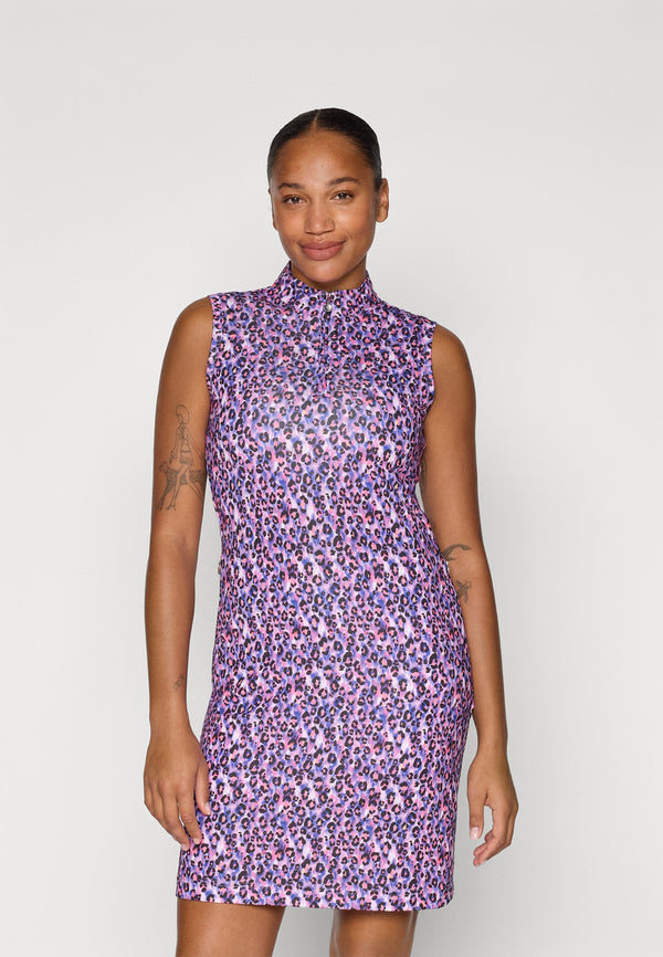 ART DRESS 2-IN-1 - Robe en jersey - pink