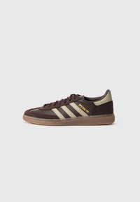 HANDBALL SPEZIAL UNISEX - Baskets basses - aurora coffee/silver-coloured/gum